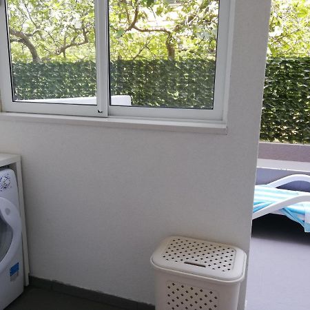 Apartmani Dina Makarska Zewnętrze zdjęcie